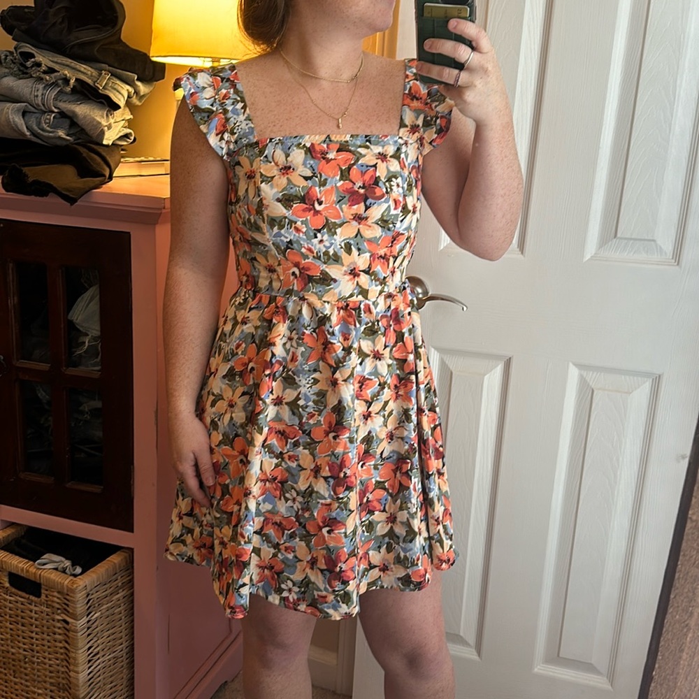 Romwe Floral Ruffle Sleeve Tie Dress